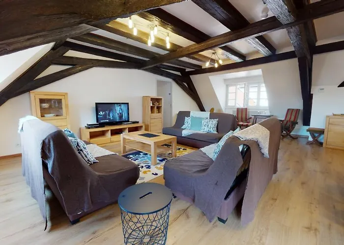 Aux Bijoux De - Le Saphir - 1 Parking Gratuit Colmar